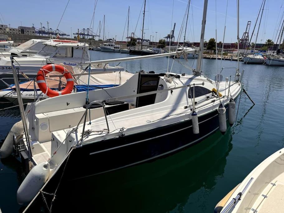 Marine Dream Valencia Hotel Екстериор снимка